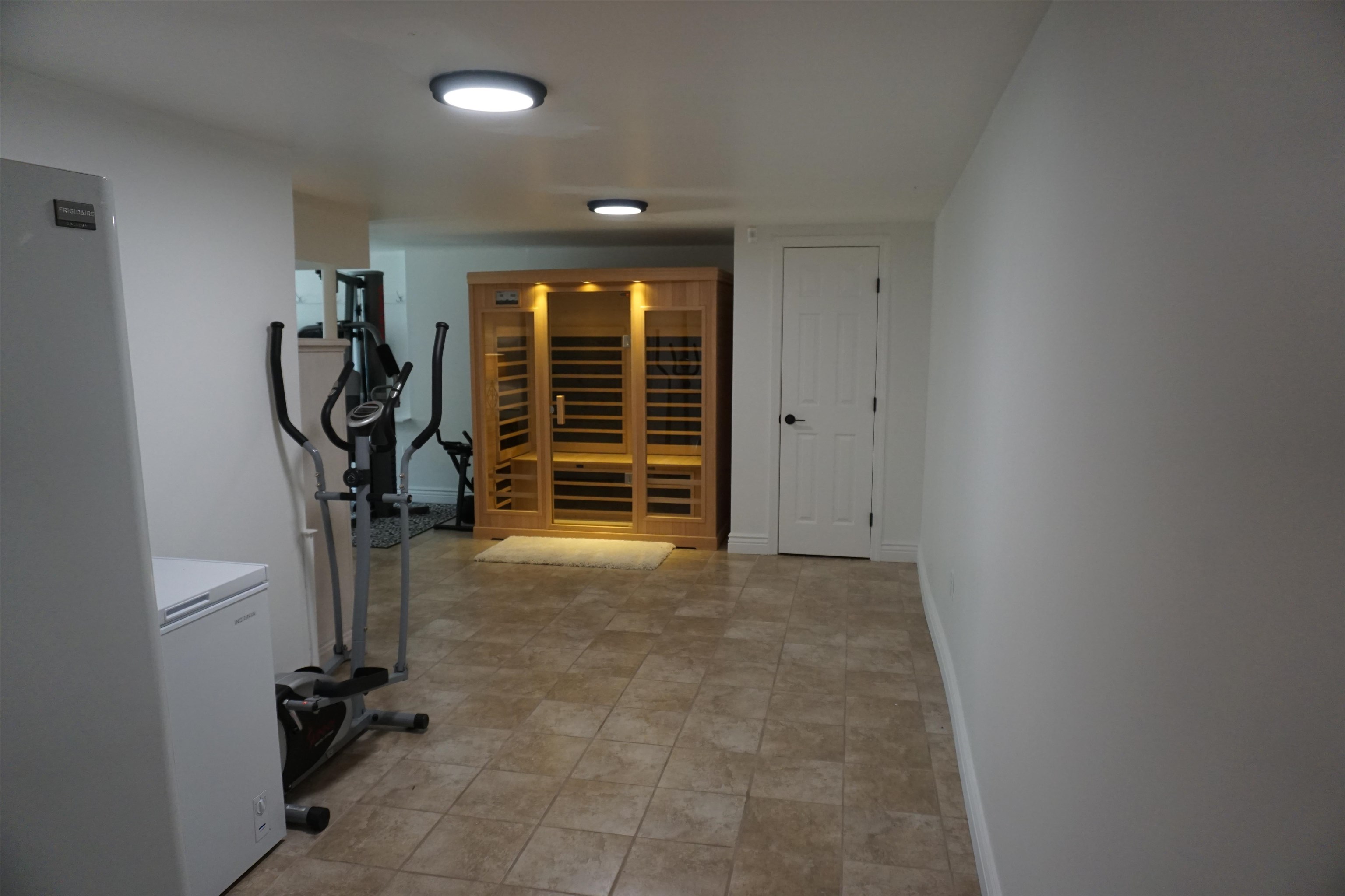 56 Kingston Road Exeter, NH 03833 - Photo 20 of 36