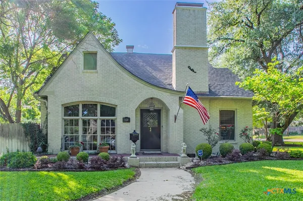 $465,000 | 1120 North 13th Street, Temple, TX 76501