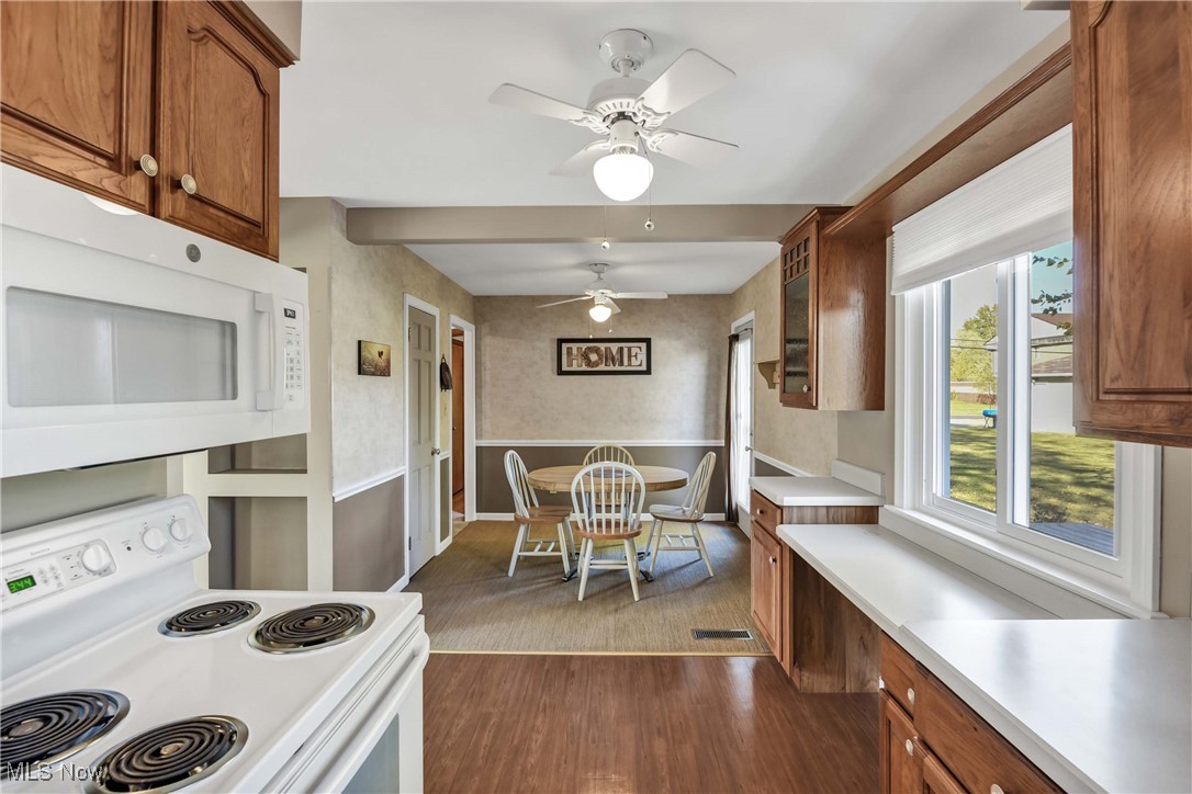 5843 Dunham Road Maple Heights, OH 44137 - Photo 12 of 48