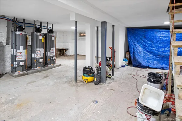 a view of a storage & utility room