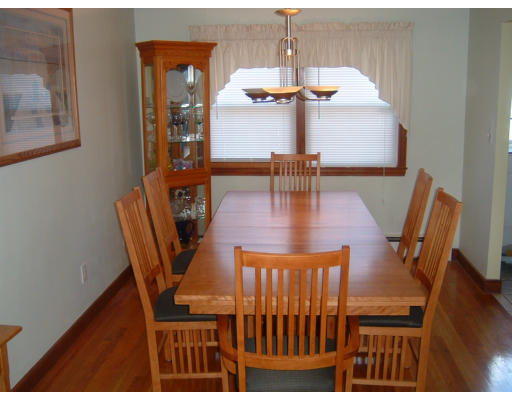 23 Butler Road Braintree, MA 02184 - Photo 2 of 8 Gallery Image 2