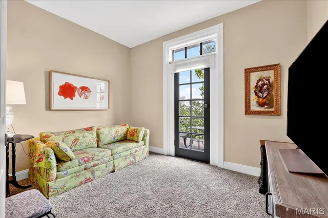 $390,000 | 459 Laurel Street, St. Louis, MO 63112