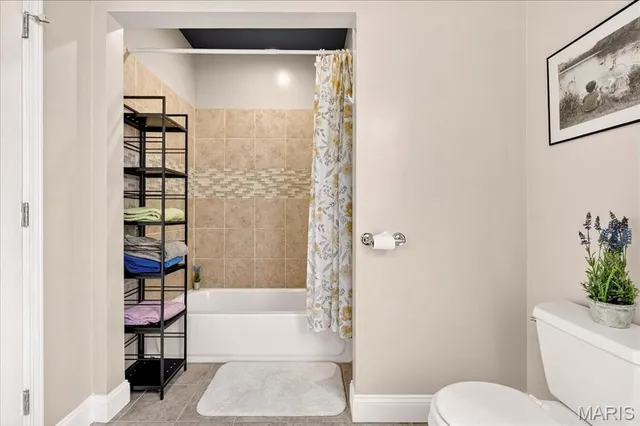 $390,000 | 459 Laurel Street, St. Louis, MO 63112