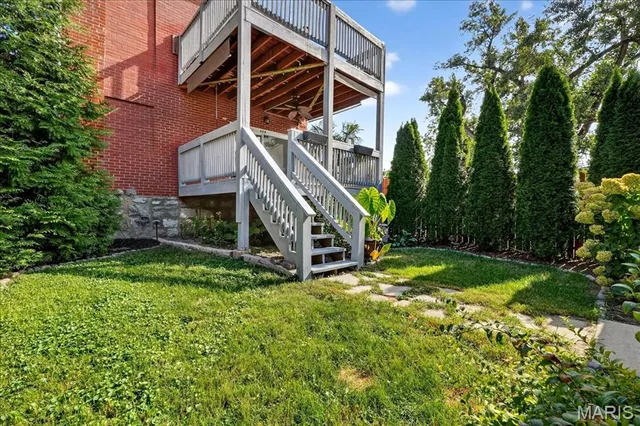 $390,000 | 459 Laurel Street, St. Louis, MO 63112