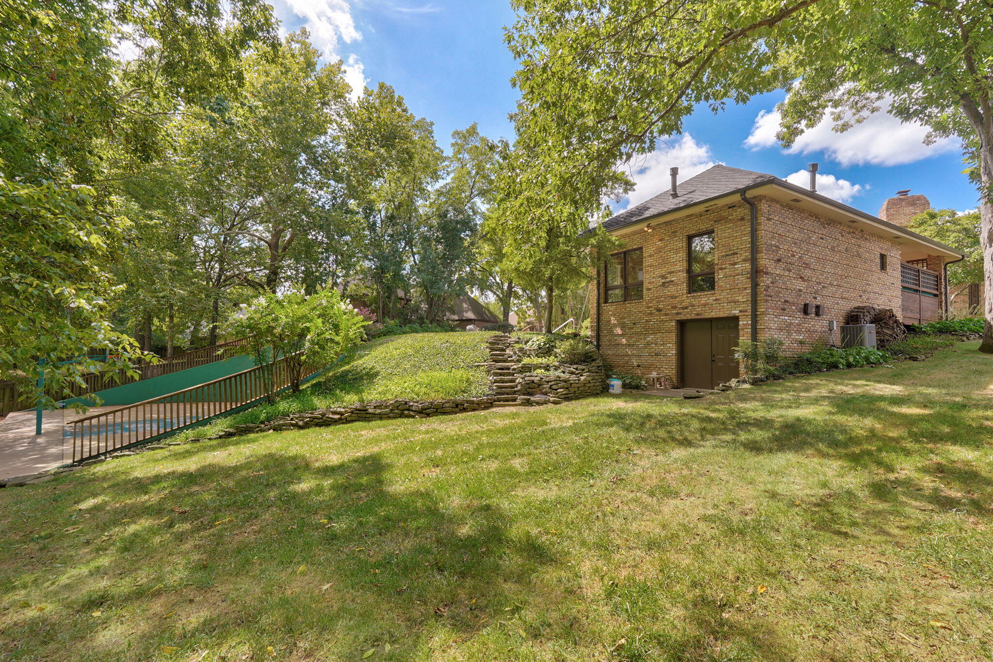 5110 South Rochelle Avenue Springfield, MO 65804 - Photo 76 of 118 5110 S Rochelle Ave-95