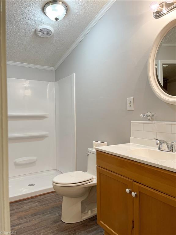 1352 Gravitte Road Pilot Mountain, NC 27041 - Photo 16 of 43 extra full bath walk in shower