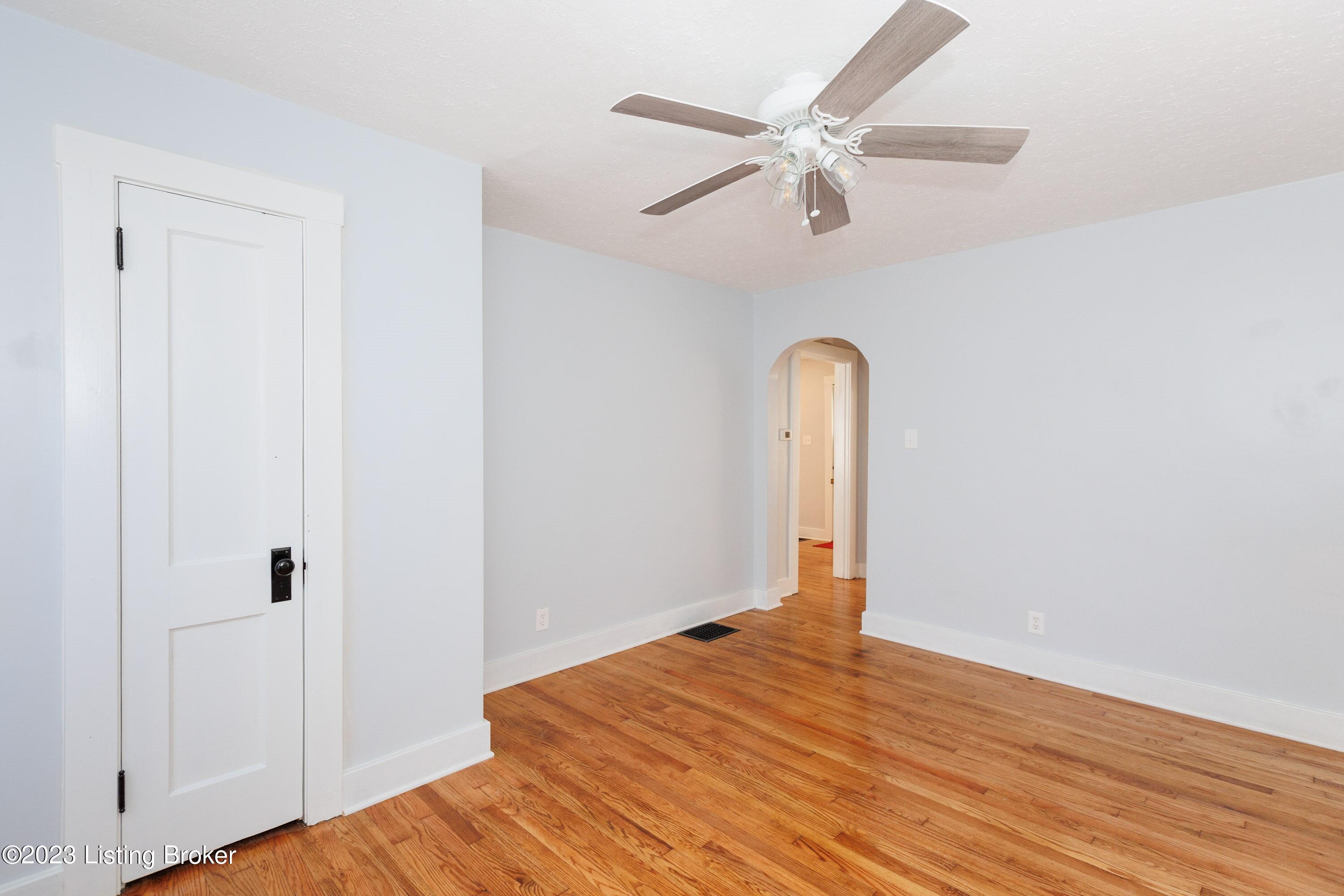 4515 Dover Road Louisville, KY 40216 - Photo 12 of 39 Hardwood floors