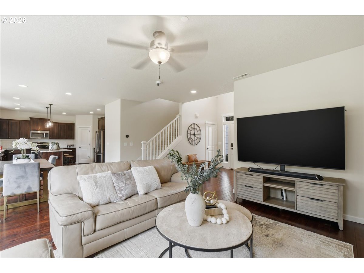 2128 Northeast Verbena Lane Camas, WA 98607 - Photo 11 of 39