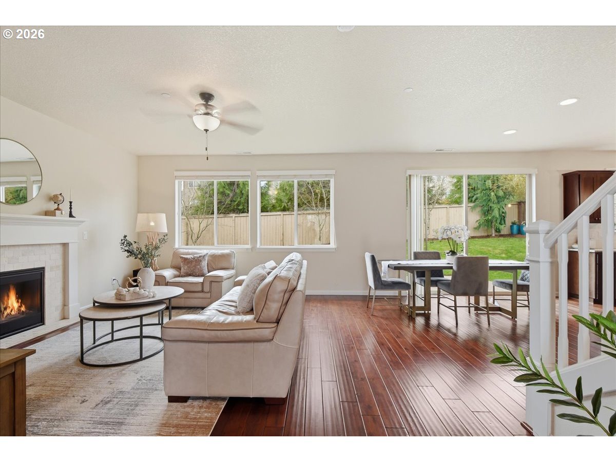 2128 Northeast Verbena Lane Camas, WA 98607 - Photo 8 of 39 Living Room/Dining Room