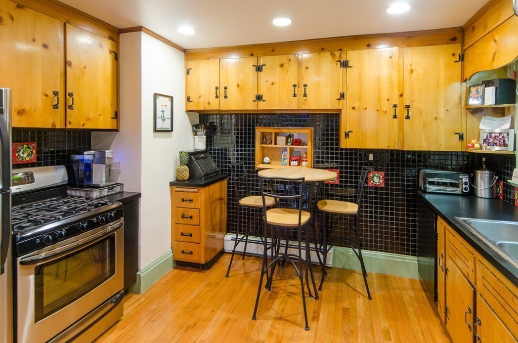 57 Beaconsfield Road, Unit 57 Brookline, MA 02445 - Photo 12 of 17 Gallery Image 12