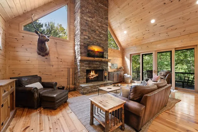 $1,399,000 | 571 Misty Mountain Trail, Morganton, GA 30560