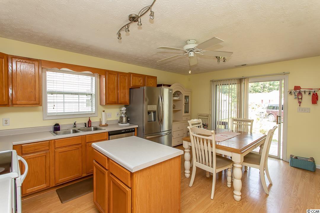 9962 Conifer Lane Murrells Inlet, SC 29576 - Photo 5 of 31 Gallery Image 5