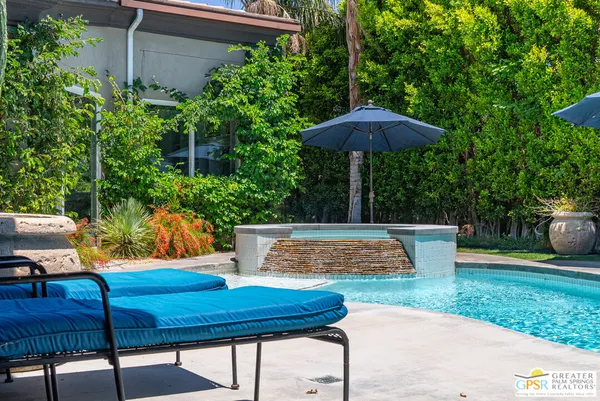 $1,295,000 | 2160 North Hermosa Drive, Palm Springs, CA 92262