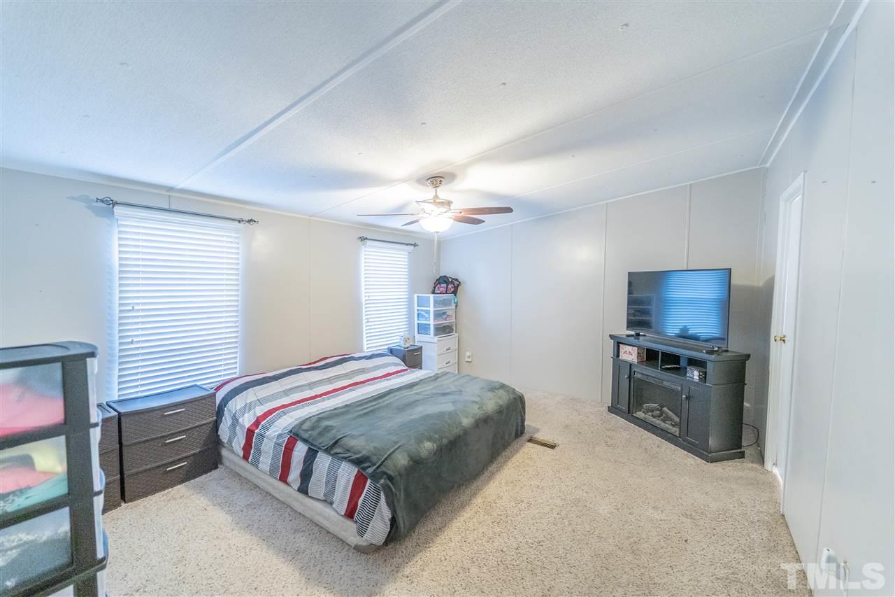 1488 Jordan Narron Road Selma, NC 27576 - Photo 8 of 21 Gallery Image 8