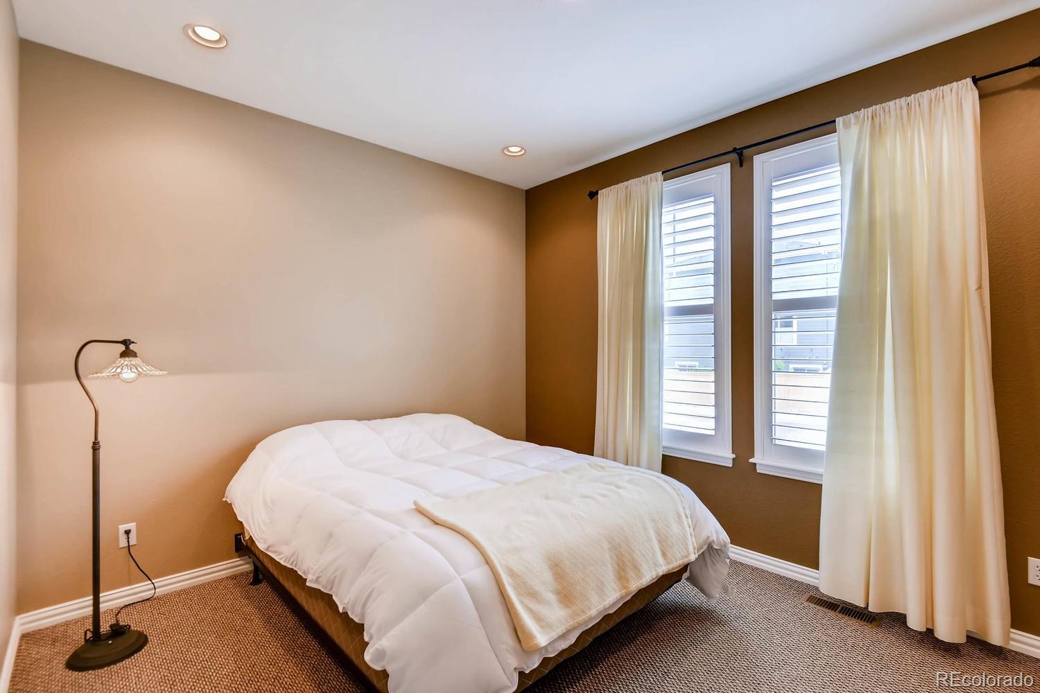 3445 Chandon Way Highlands Ranch, CO 80126 - Photo 19 of 34 Gallery Image 19
