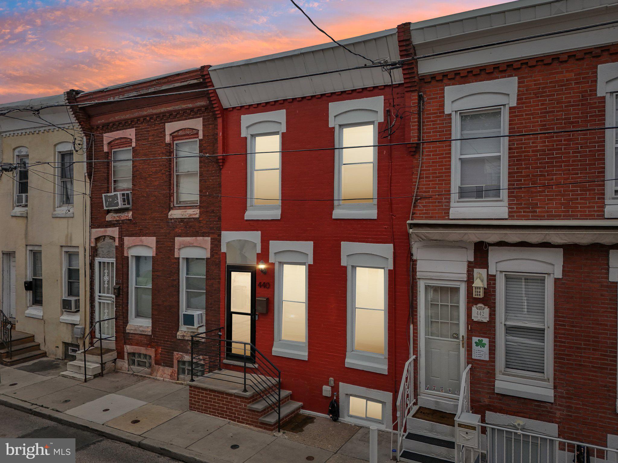 440 Tree Street Philadelphia, PA 19148 - Photo 2 of 28 Gallery Image 2
