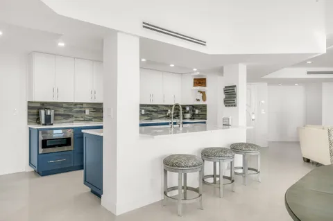 $1,750,000 | 140 Southeast 5th Avenue, Unit PH50, Boca Raton, FL 33432