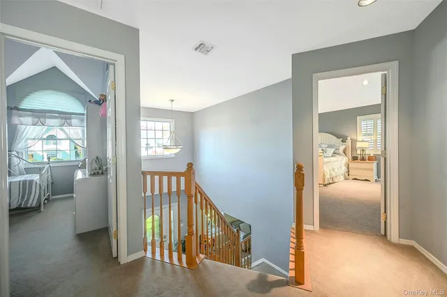 $849,900 | 6 Laurel Crescent, Manorville, NY 11949