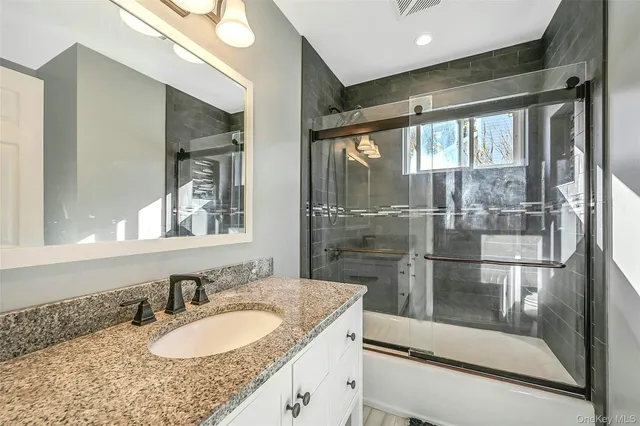 $849,900 | 6 Laurel Crescent, Manorville, NY 11949