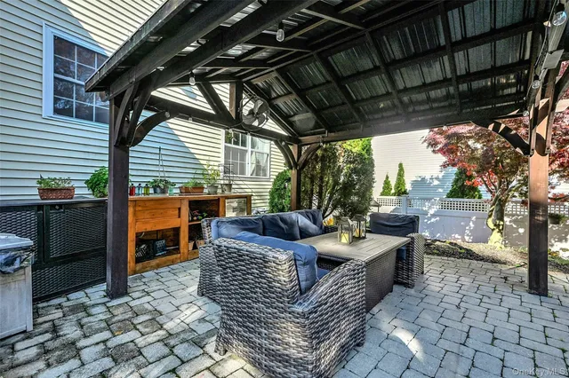 $849,900 | 6 Laurel Crescent, Manorville, NY 11949