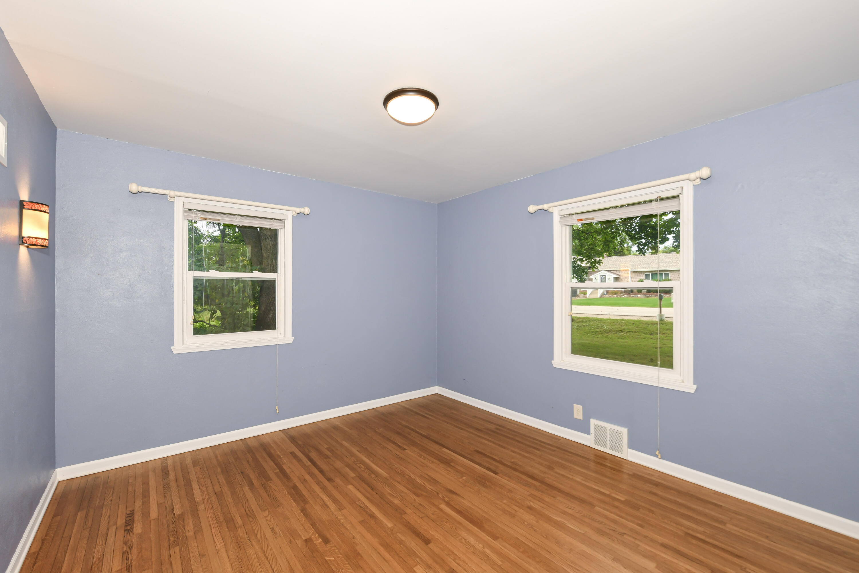 8725 Racine Avenue Norway, WI 53185 - Photo 22 of 36 HEN_8637