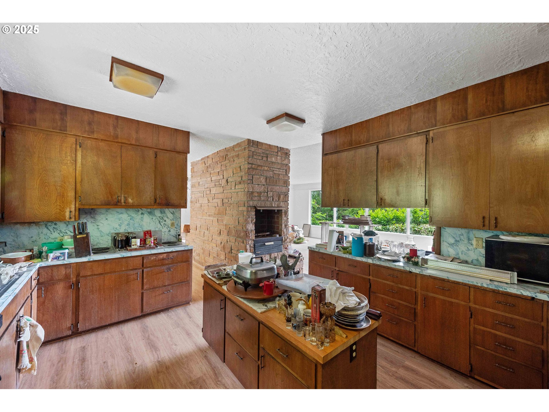 67118 West Westview Road North Bend, OR 97459 - Photo 13 of 37