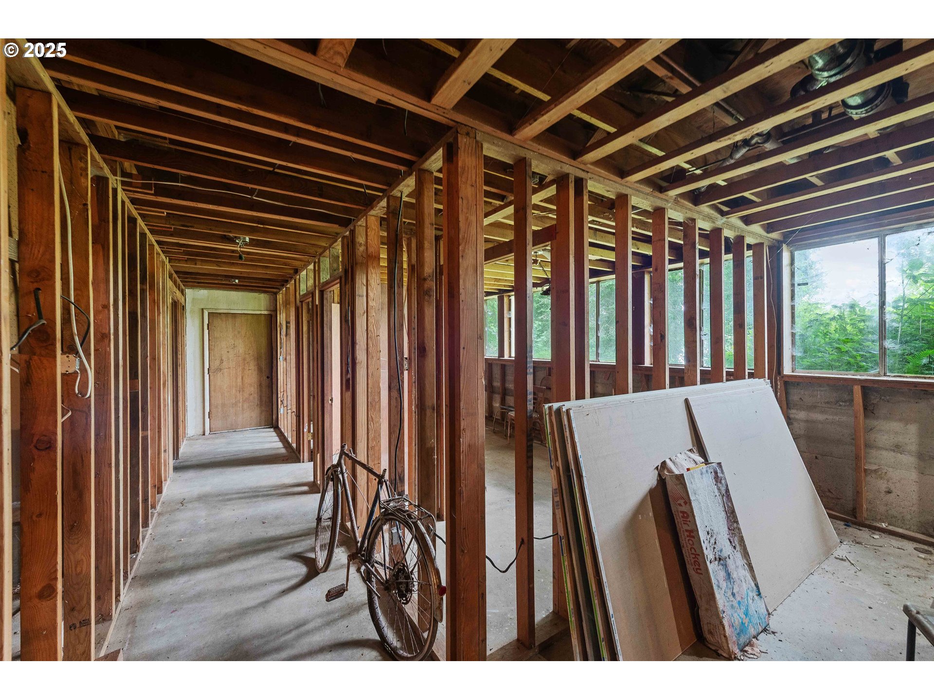 67118 West Westview Road North Bend, OR 97459 - Photo 32 of 37