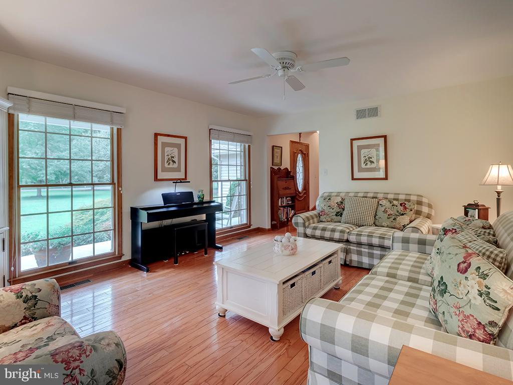 23241 Peterkins Road Georgetown, DE 19947 - Photo 6 of 43