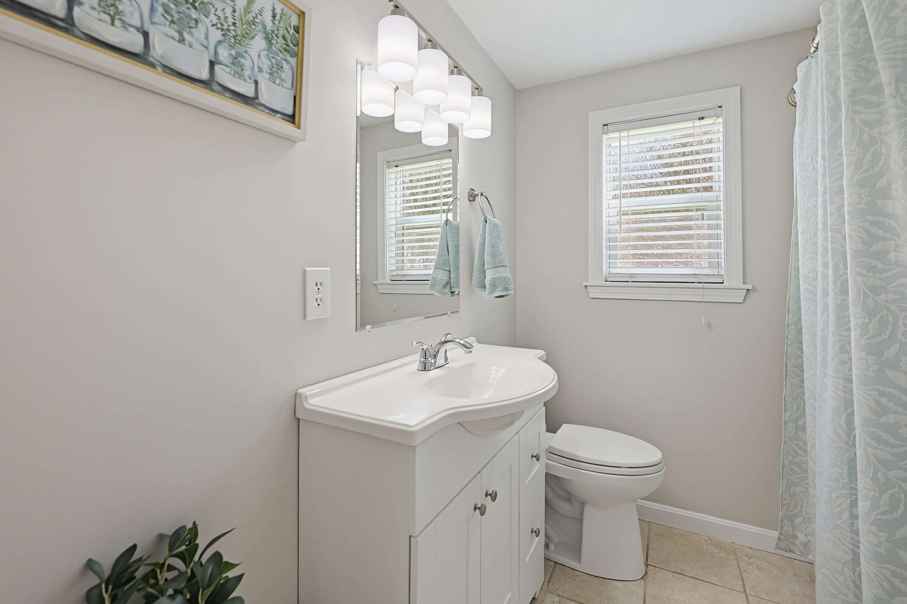 34 Juniper Road, Unit R Derry, NH 03038 - Photo 22 of 26