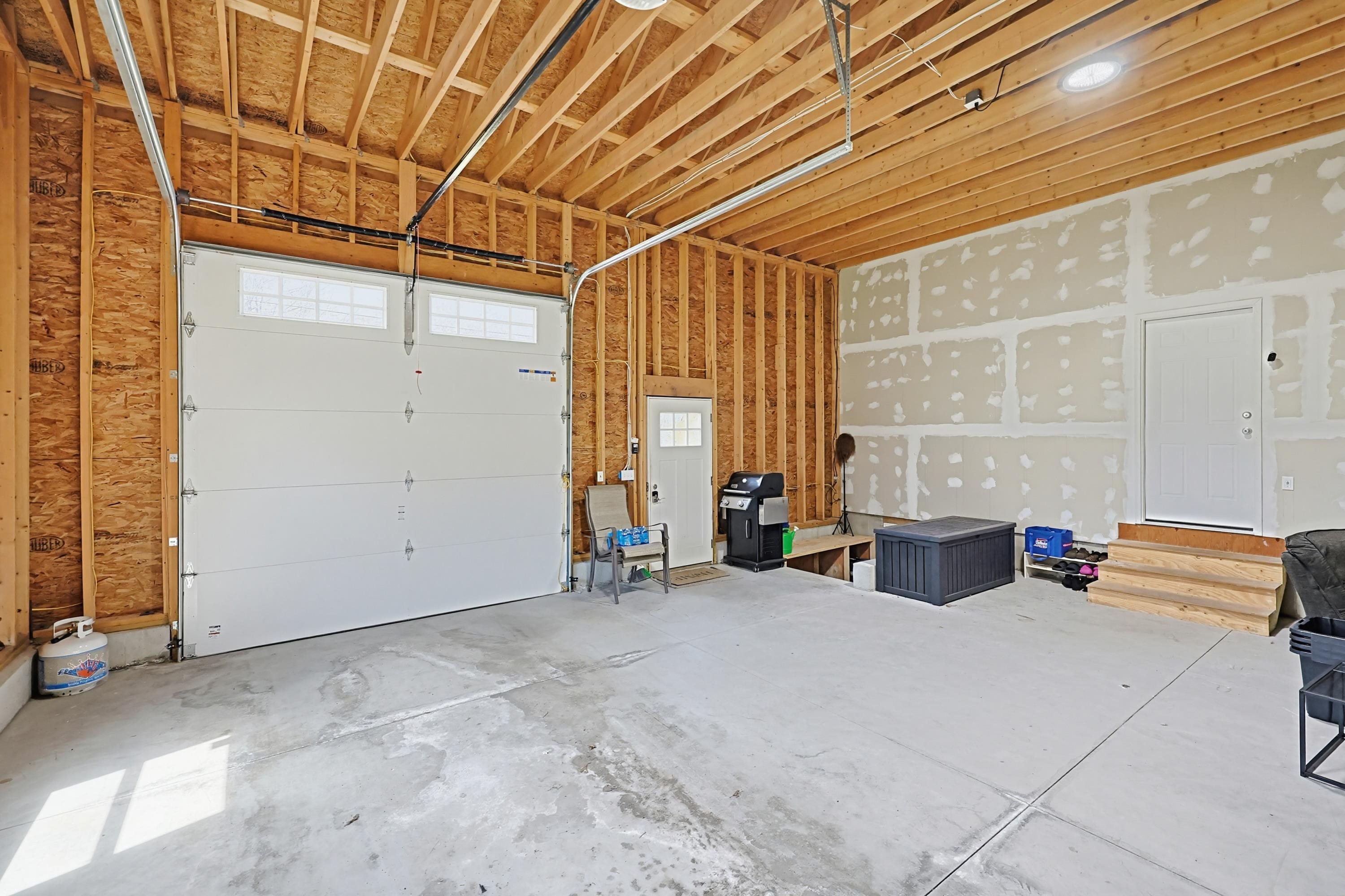 34 Juniper Road, Unit R Derry, NH 03038 - Photo 23 of 26