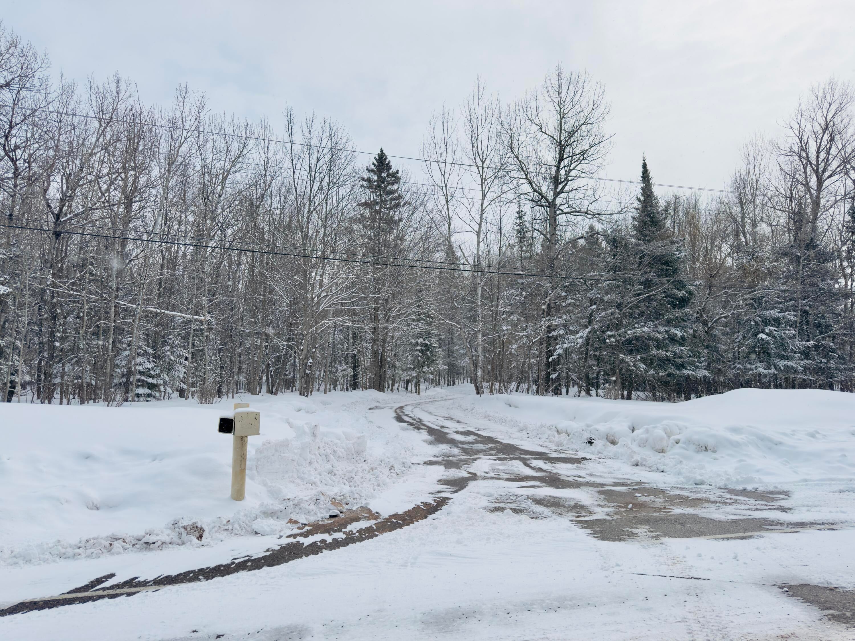 3281 South Shunk Road Sault Ste. Marie, MI 49783 - Photo 4 of 48 Gallery Image 4