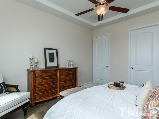 4304 Walker Hallow Street Raleigh, NC 27616 - Photo 14 of 25 Gallery Image 14