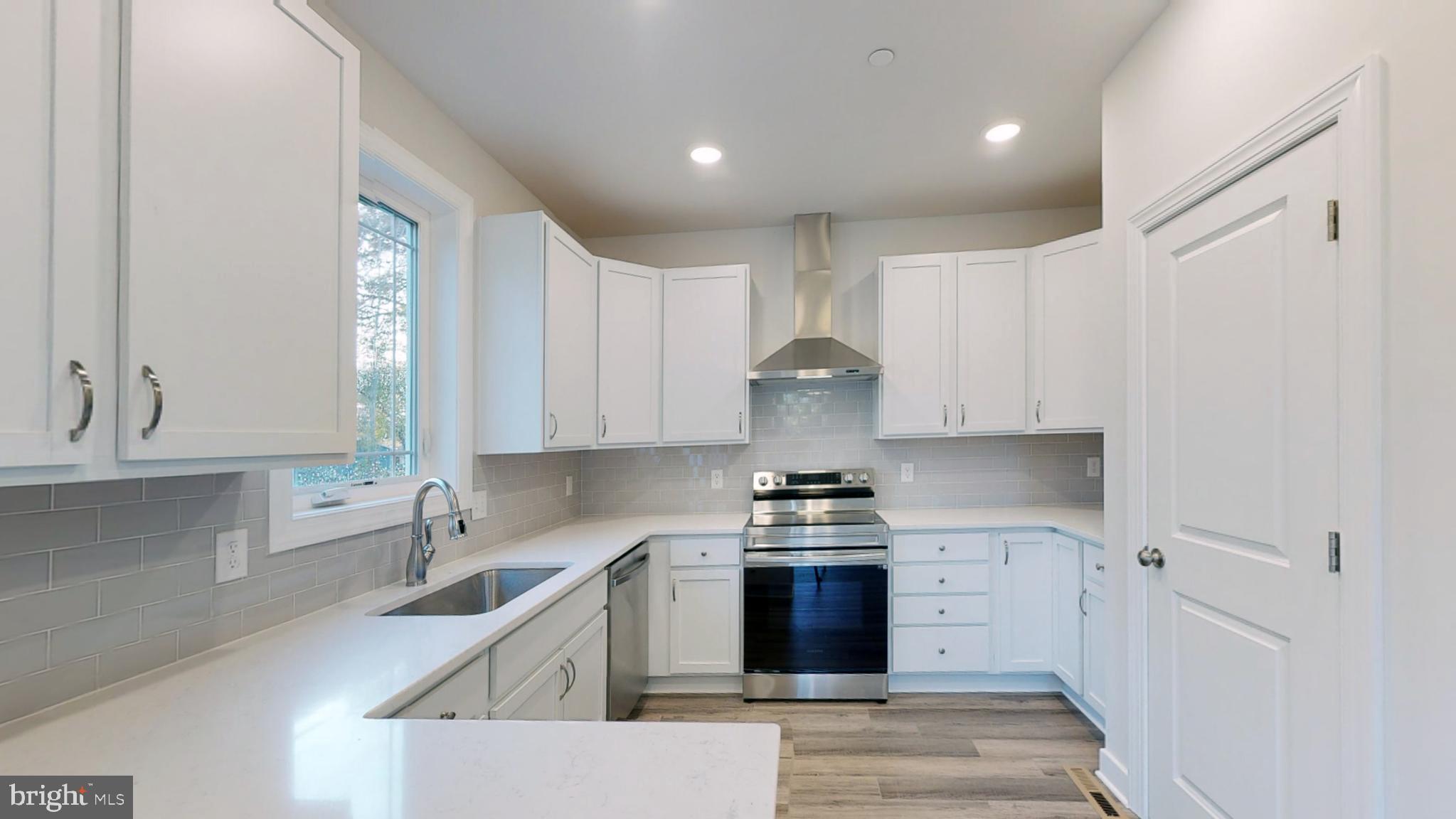 2 West Maple Road Linthicum Heights, MD 21090 - Photo 3 of 21 Kitchen - Options shown