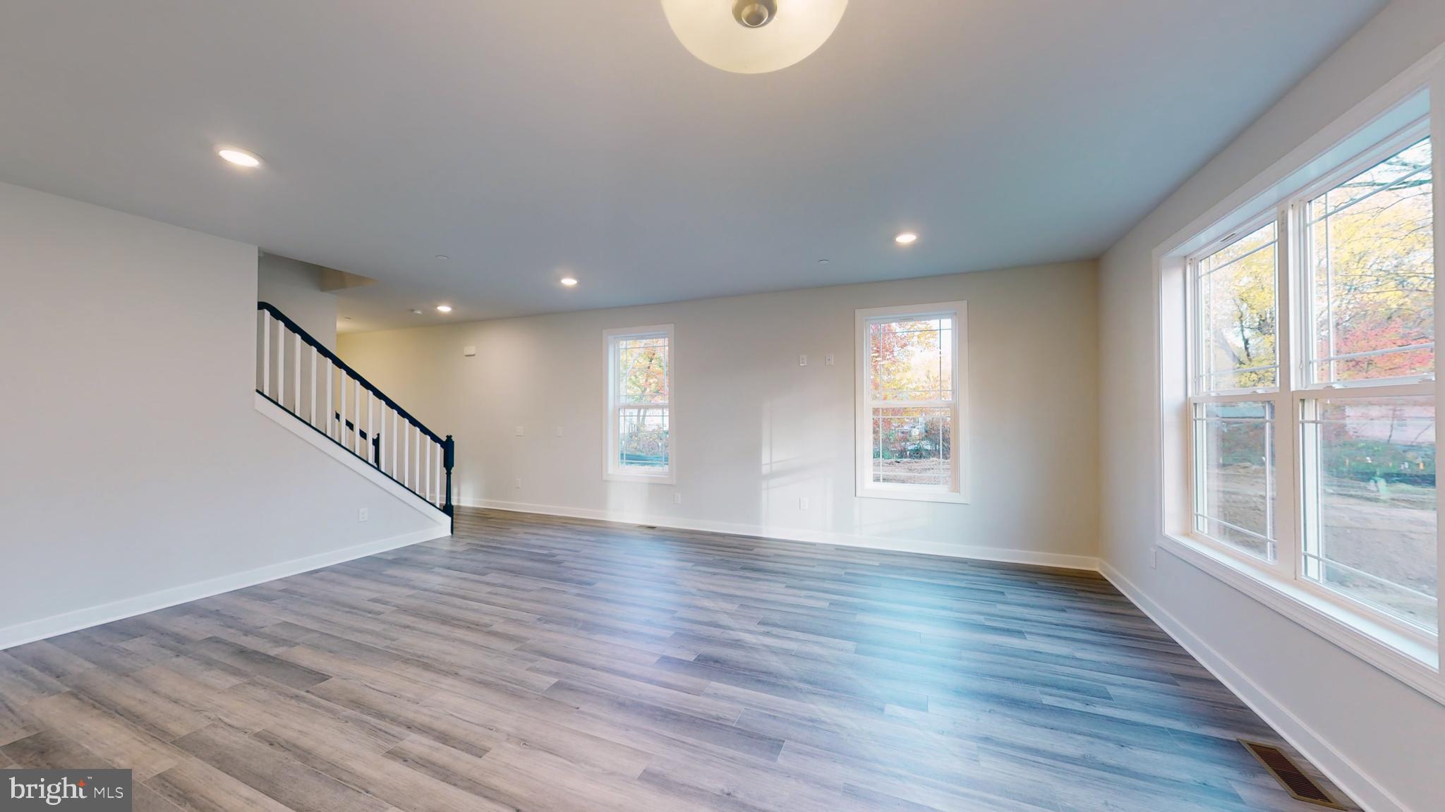 2 West Maple Road Linthicum Heights, MD 21090 - Photo 8 of 21 Great Room