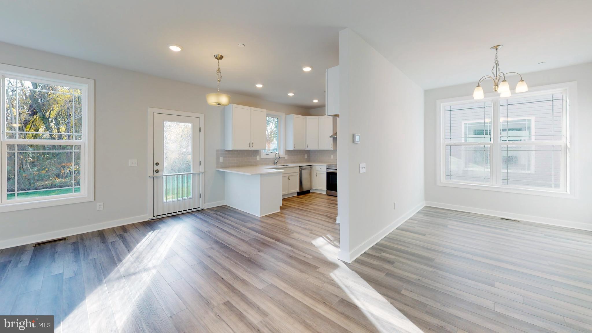 2 West Maple Road Linthicum Heights, MD 21090 - Photo 10 of 21 Interior