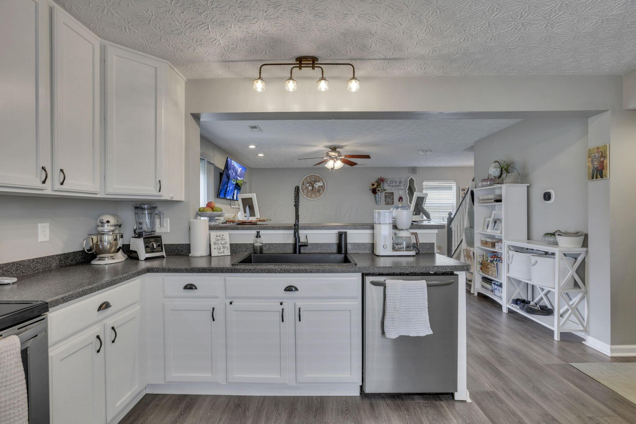 2161 Ripple Road Hilliard, OH 43026 - Photo 12 of 34 Kitchen