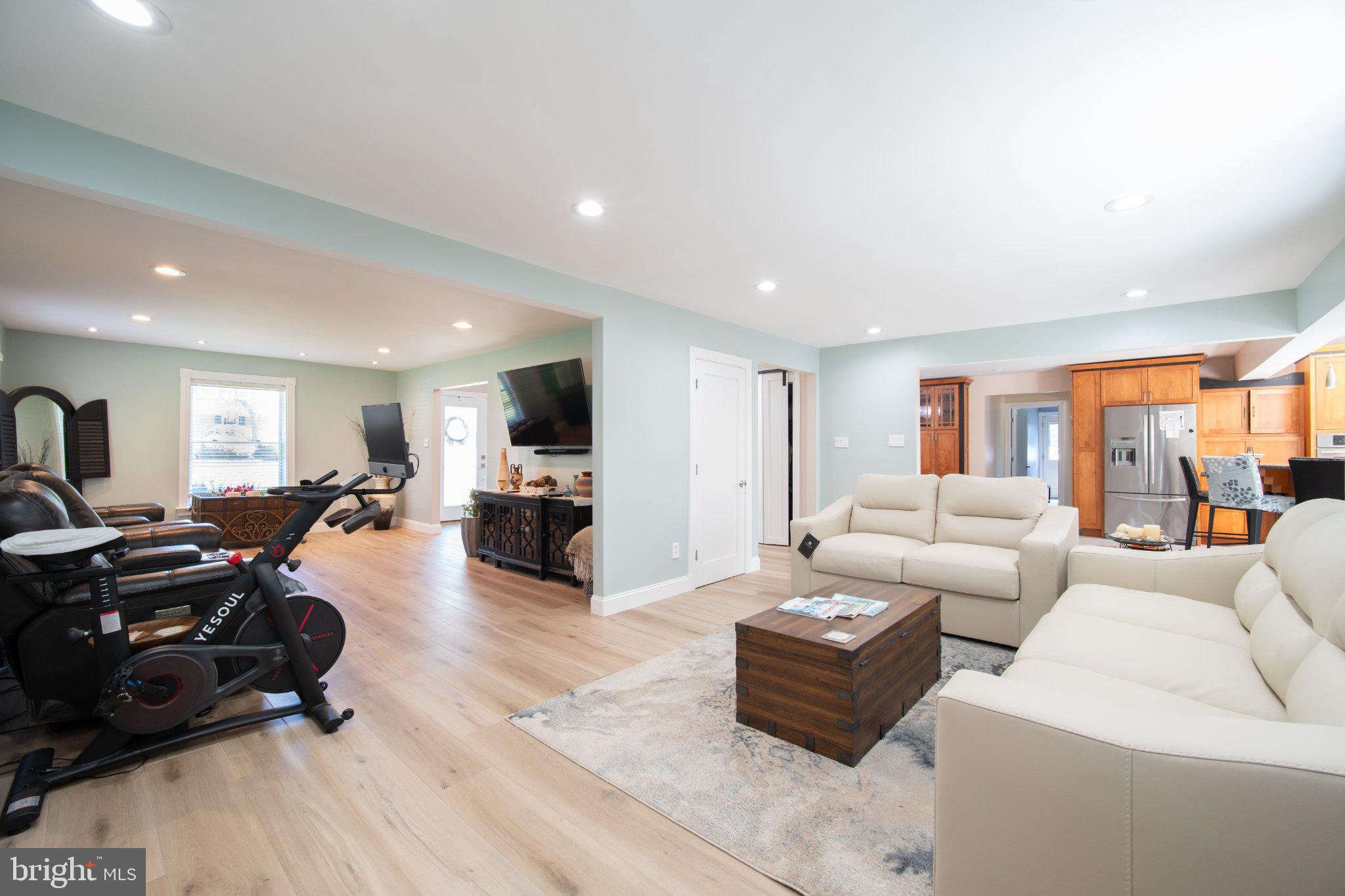 1728 Farmview Road Ambler, PA 19002 - Photo 7 of 33 Spacious modern living area awaits you.