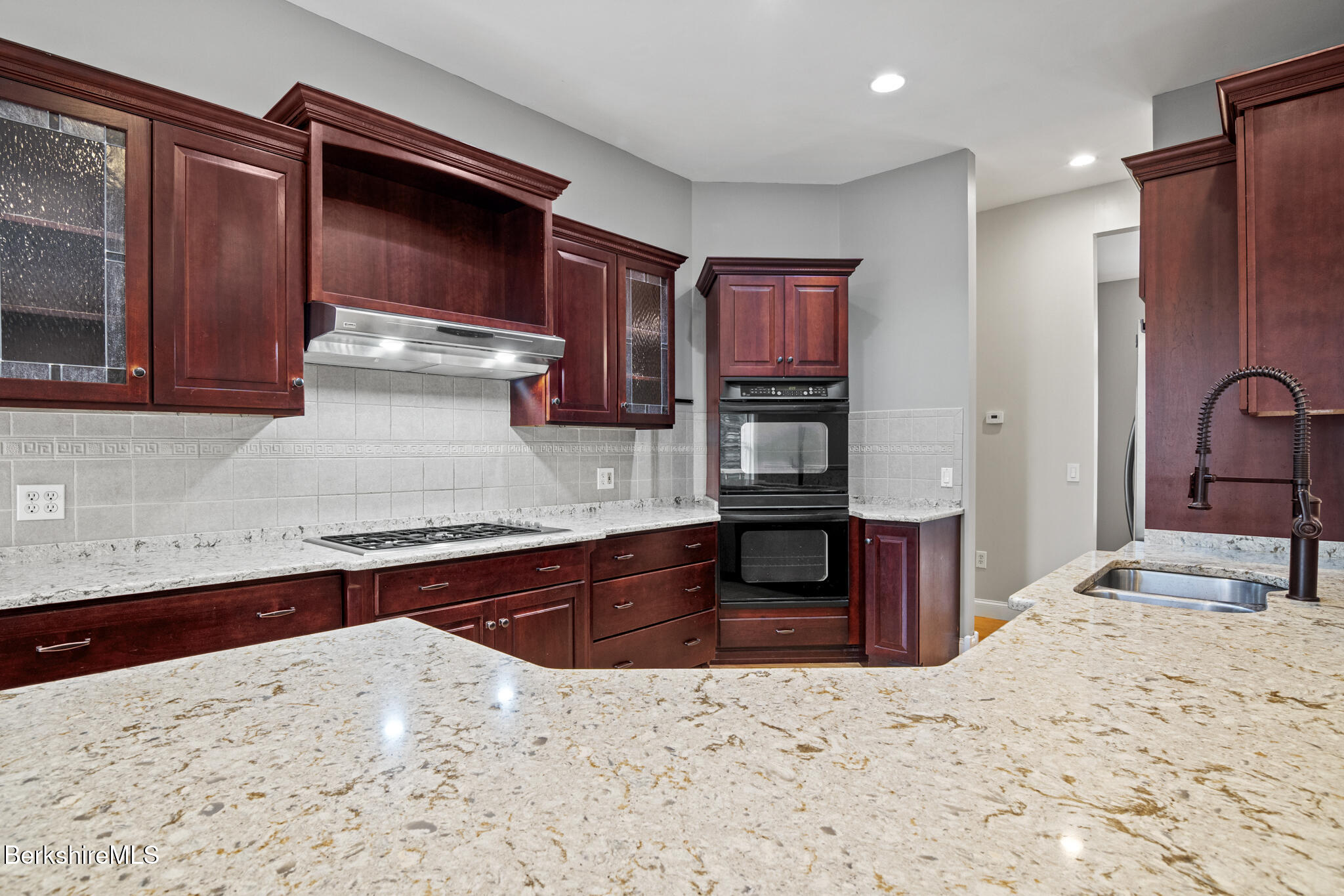 106 Stoney Brook Road Becket, MA 01223 - Photo 15 of 46 Kitchen