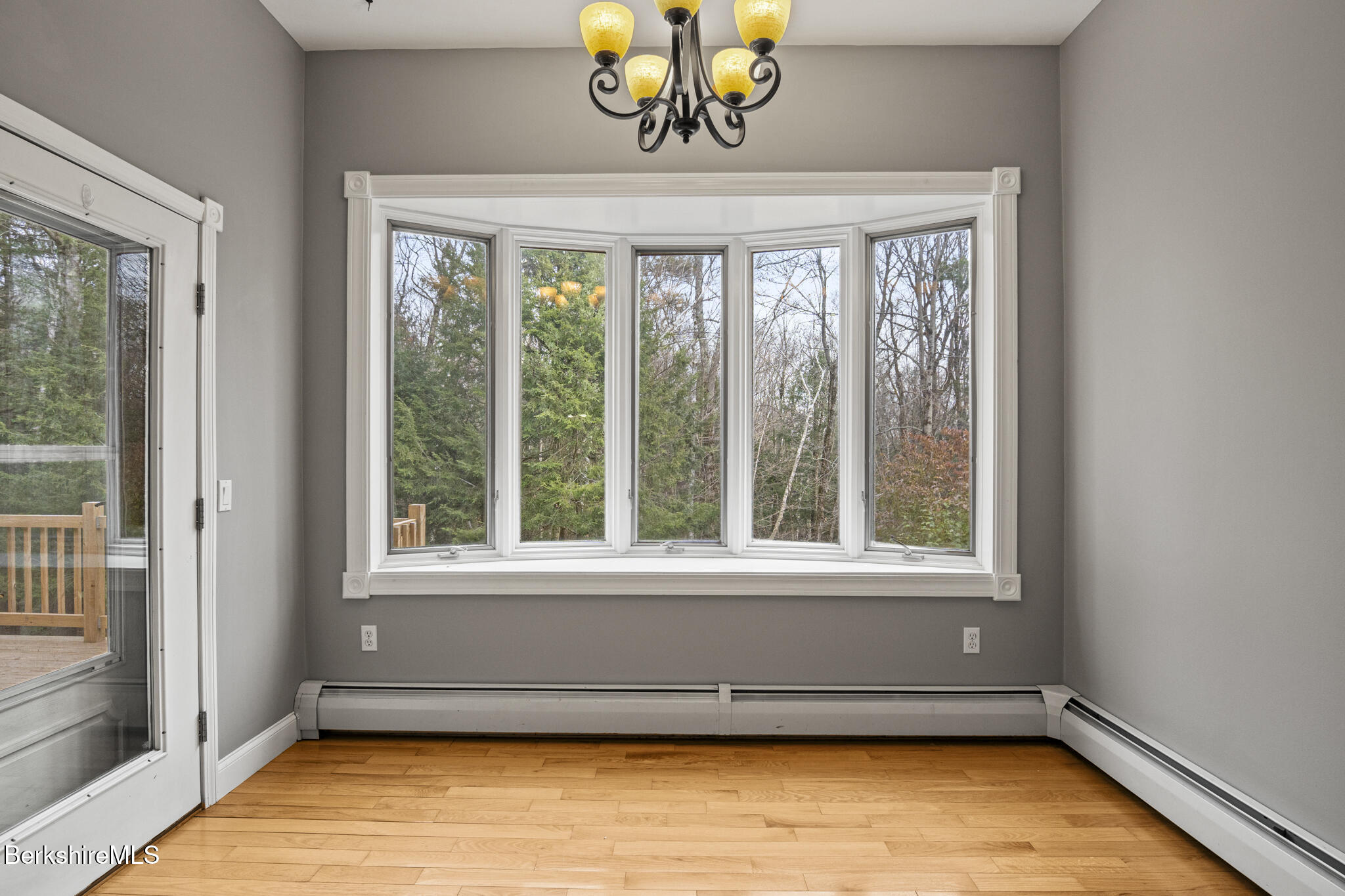 106 Stoney Brook Road Becket, MA 01223 - Photo 17 of 46 Dining Room