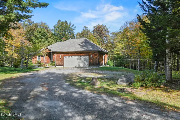 $610,000 | 106 Stoney Brook Road, Becket, MA 01223