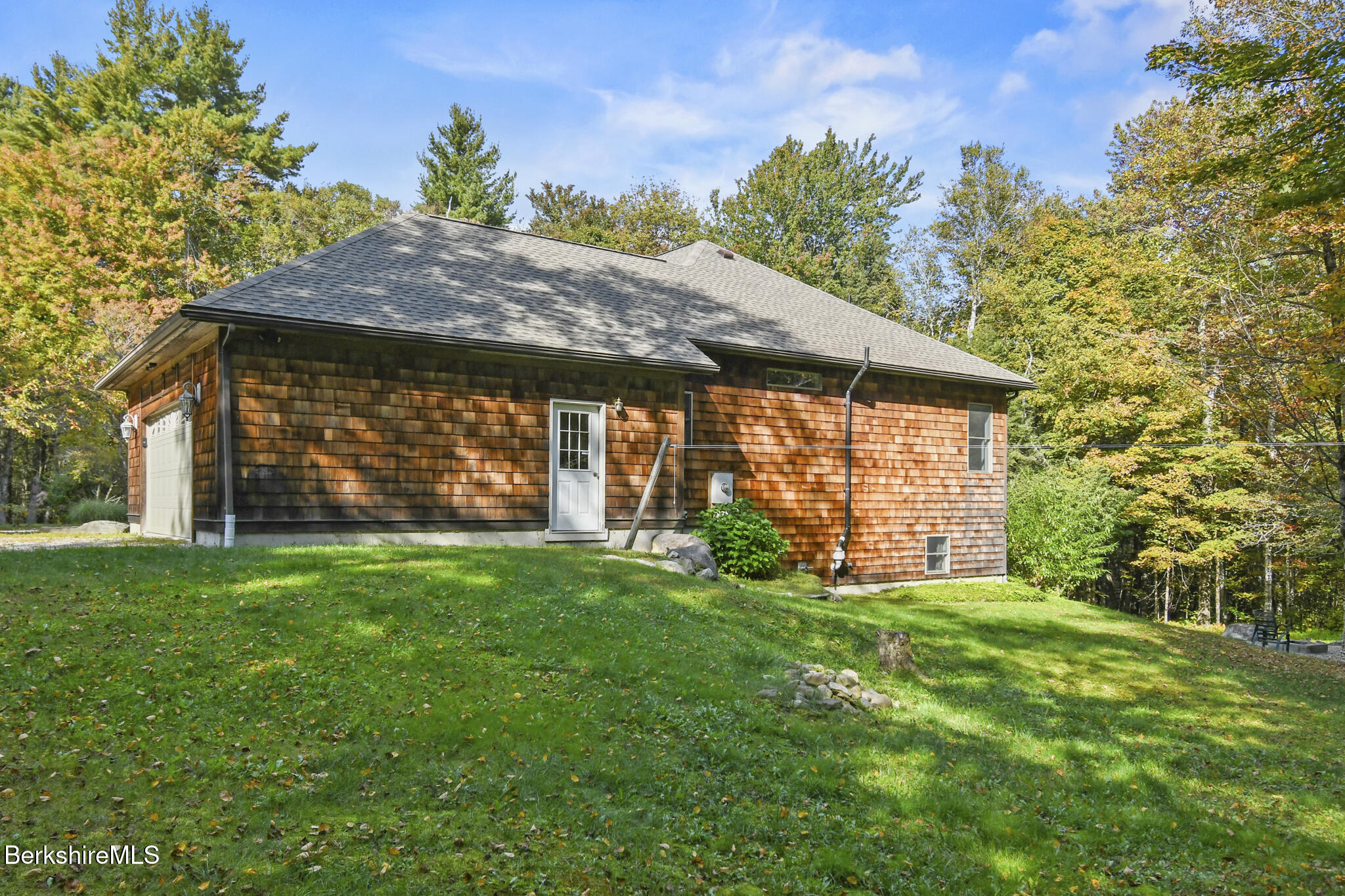 106 Stoney Brook Road Becket, MA 01223 - Photo 32 of 46 Garage - Side