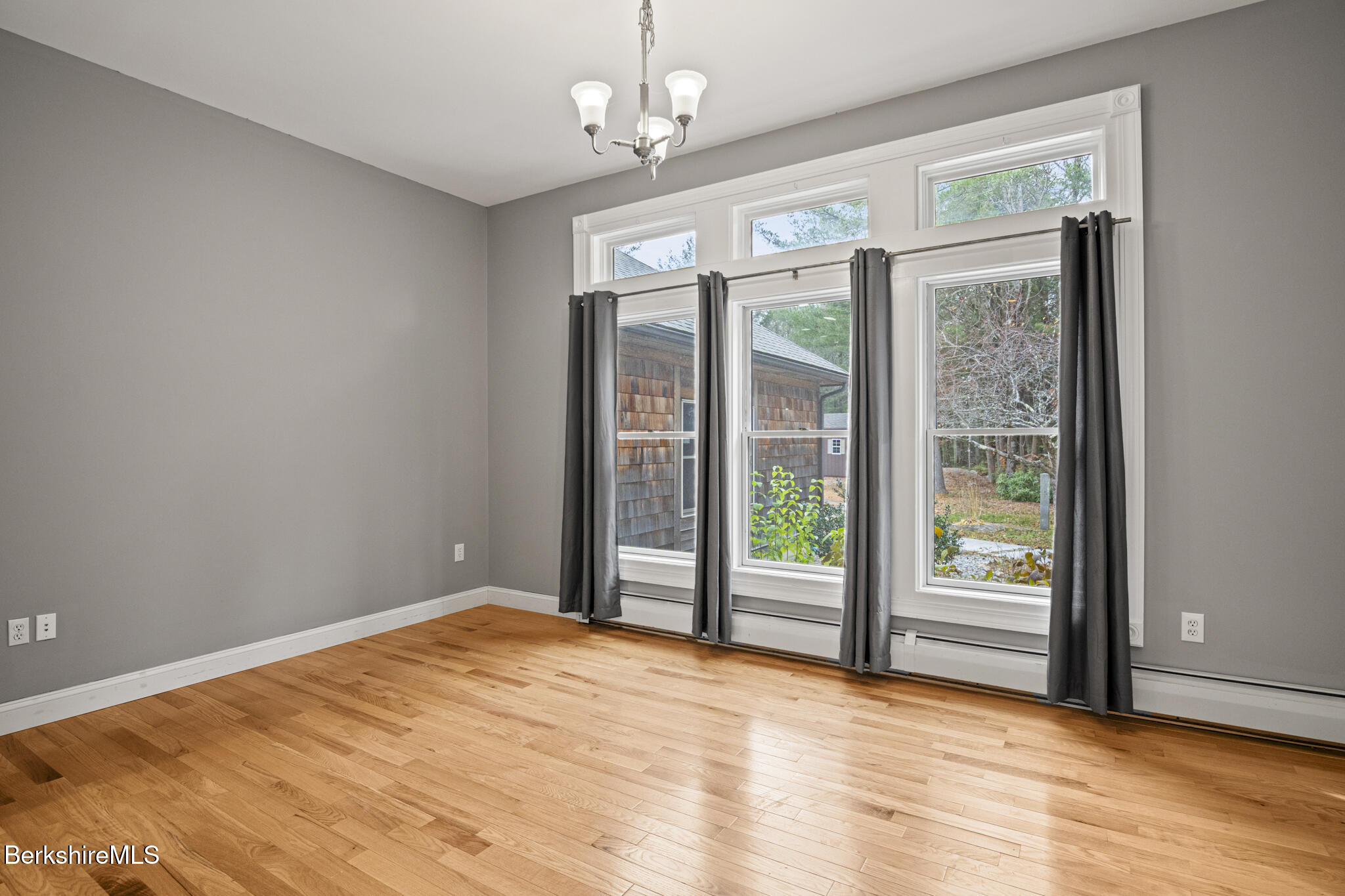 106 Stoney Brook Road Becket, MA 01223 - Photo 4 of 46 Den