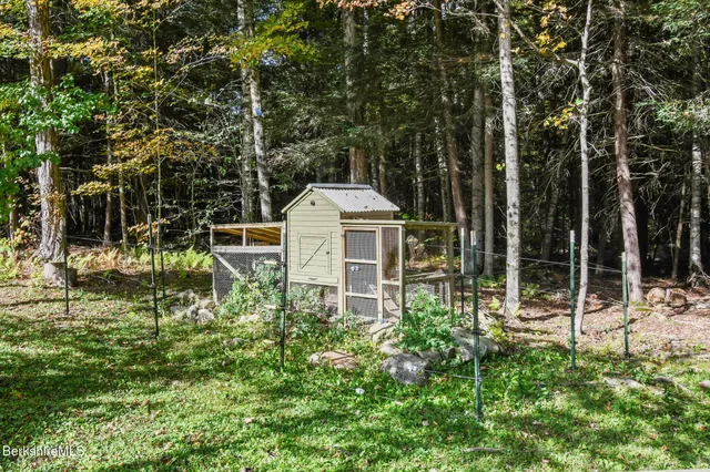 $619,900 | 106 Stoney Brook Road, Becket, MA 01223