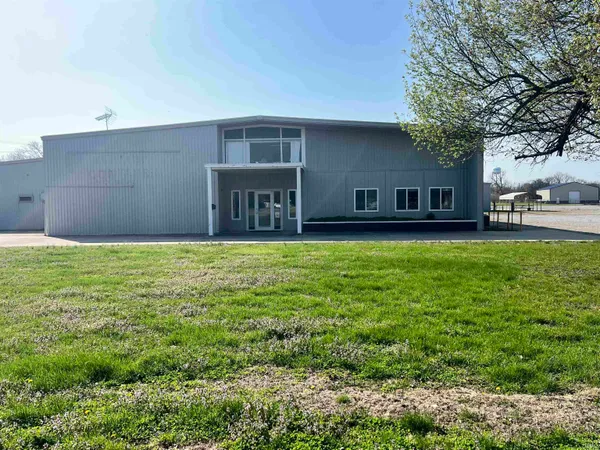 $1,595,000 | 1015 West 9th Street, Mount Carmel, IL 62863