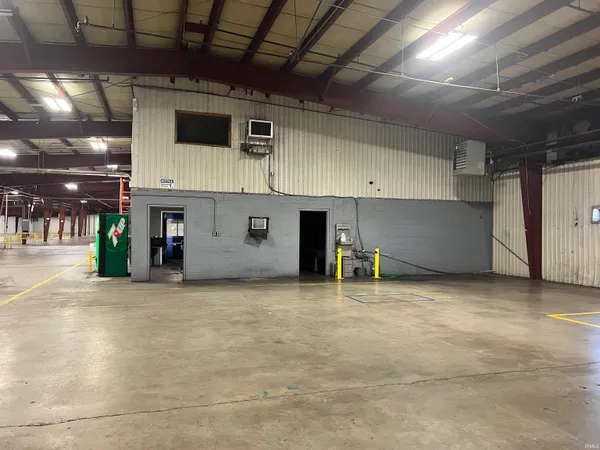 $1,595,000 | 1015 West 9th Street, Mount Carmel, IL 62863