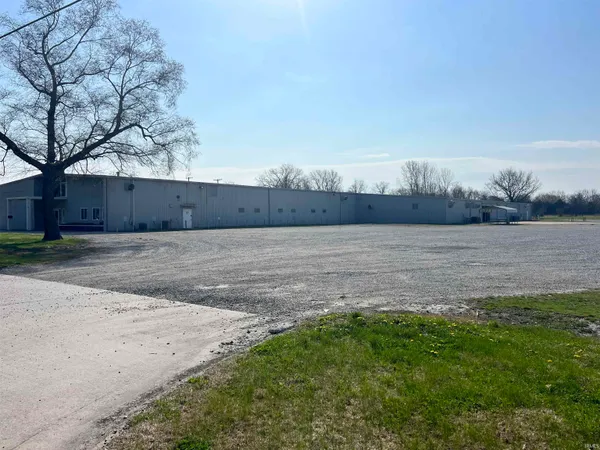 $1,595,000 | 1015 West 9th Street, Mount Carmel, IL 62863