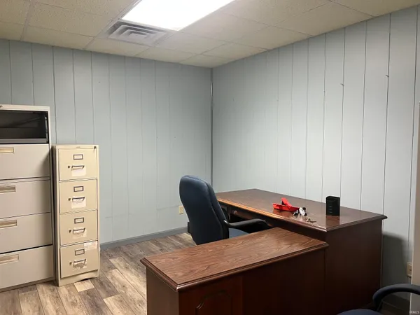 $1,595,000 | 1015 West 9th Street, Mount Carmel, IL 62863