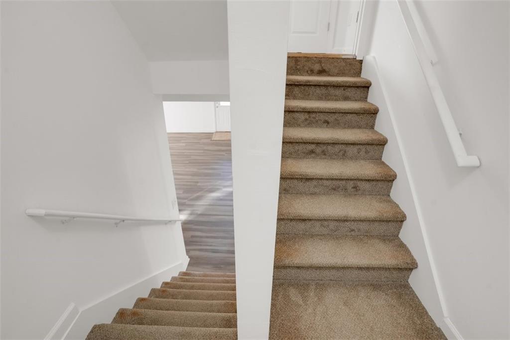 5280 Lakerock Way Southwest Atlanta, GA 30331 - Photo 26 of 33 a view of entryway