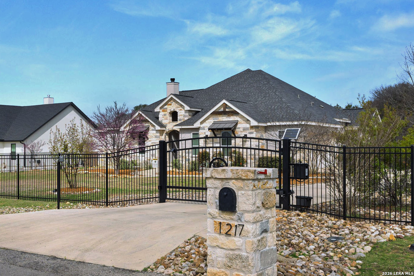 1217 Paladin Trail Spring Branch, TX 78070 - Photo 2 of 50
