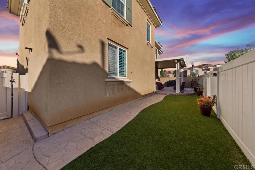 27461 Blackstone Road Temecula, CA 92591 - Photo 20 of 23